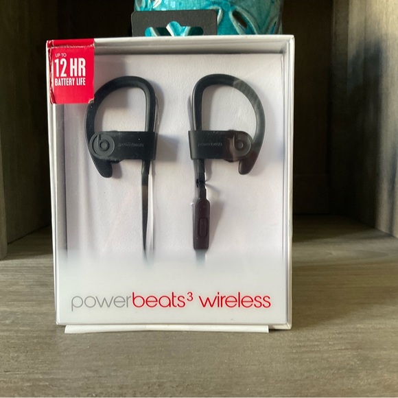 Beats by Dr. Dre      Powerbeats3   Wireless Earphones - Black. NEW - Picture 5 of 5